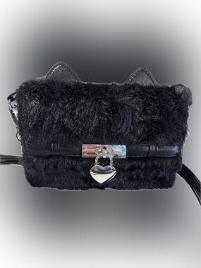 Black Kitty Cat Faux Fur Mini Crossbody Wallet Bag by Claire’s